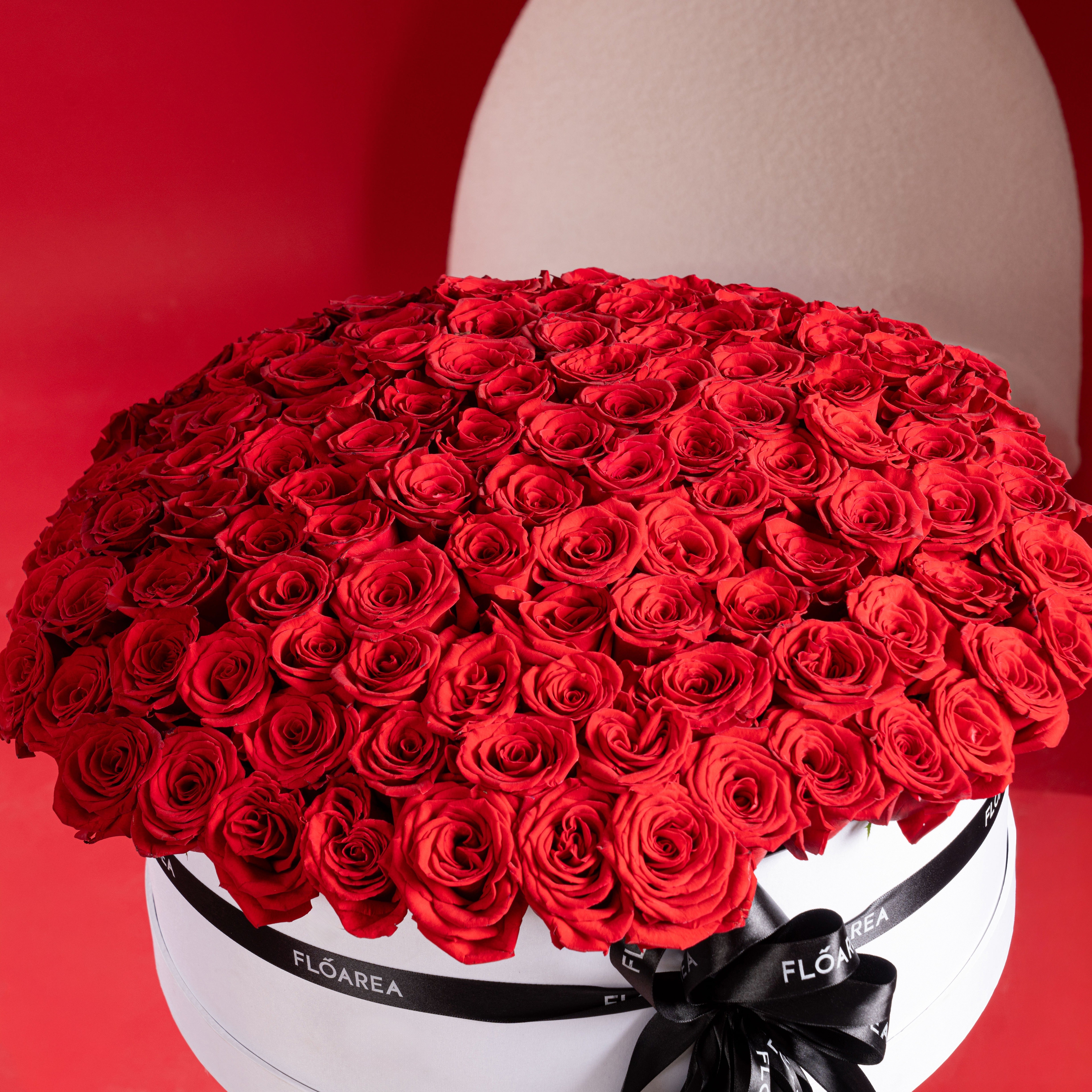 150 Red Roses Signature Hatbox