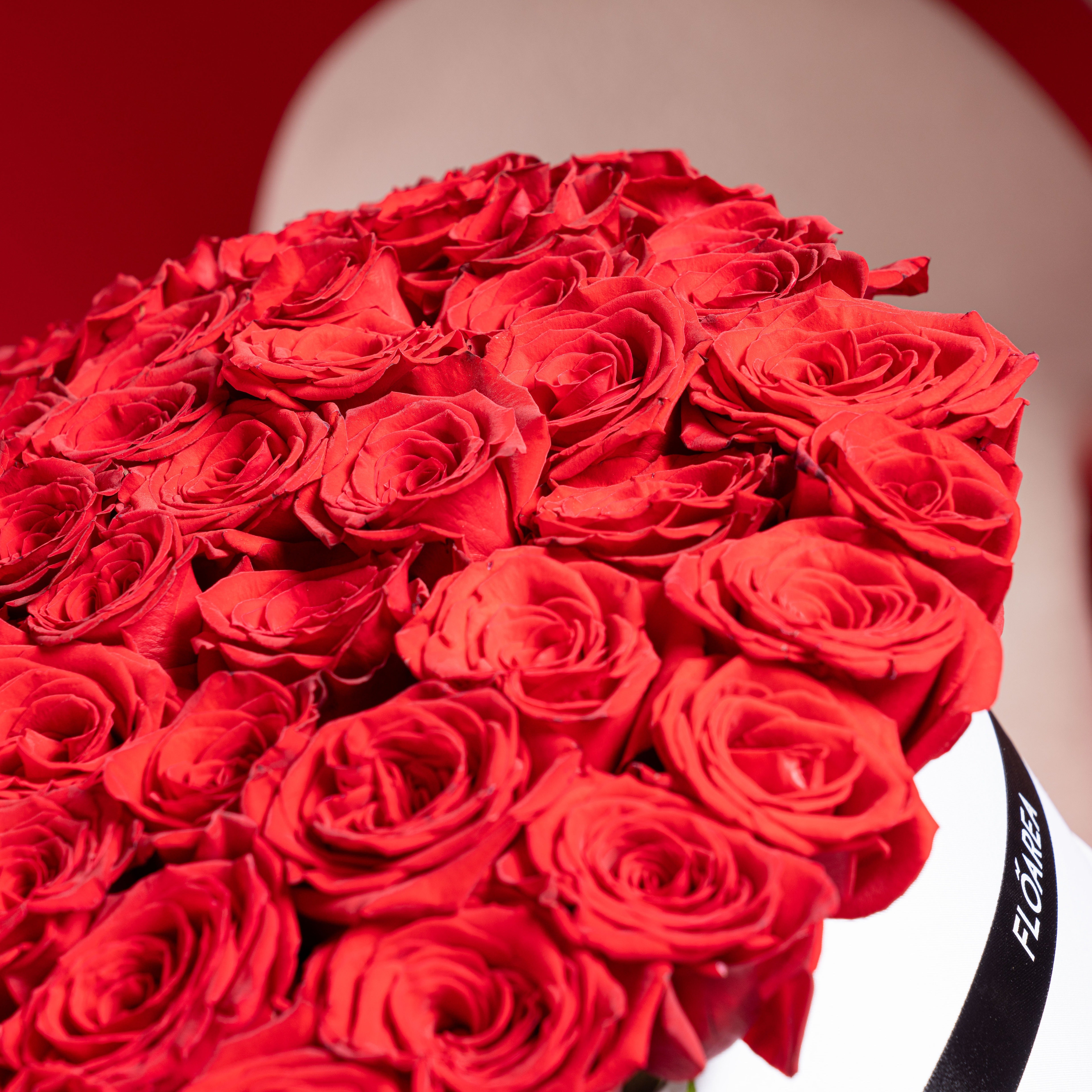 150 Red Roses Signature Hatbox
