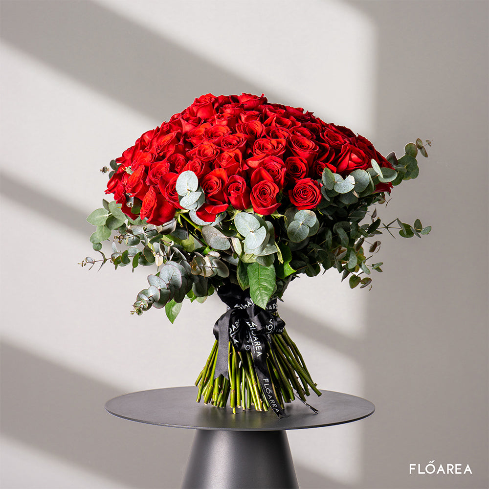 100-RED-ROSE-BOUQUET—960-AED-2