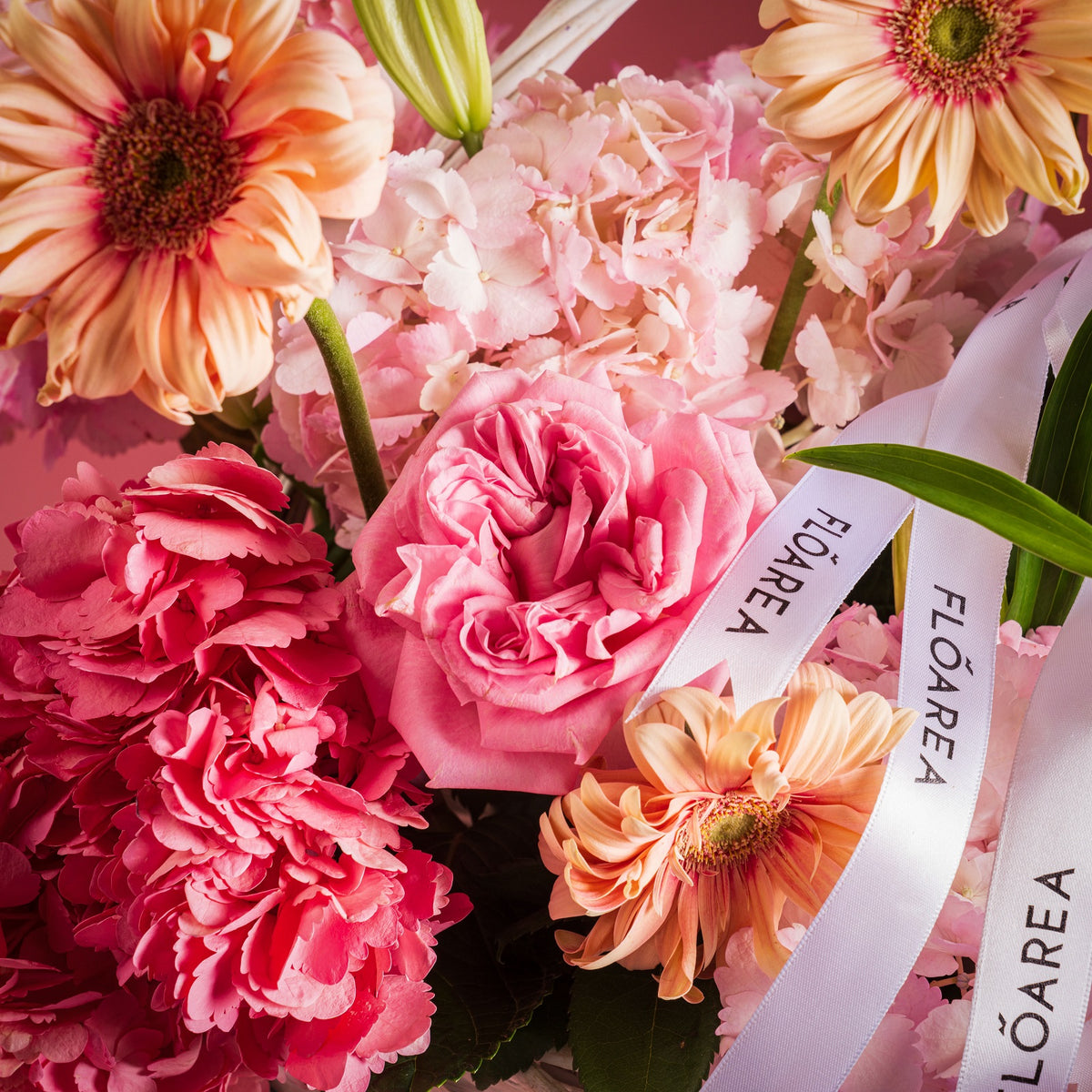 Blush Éclat Basket