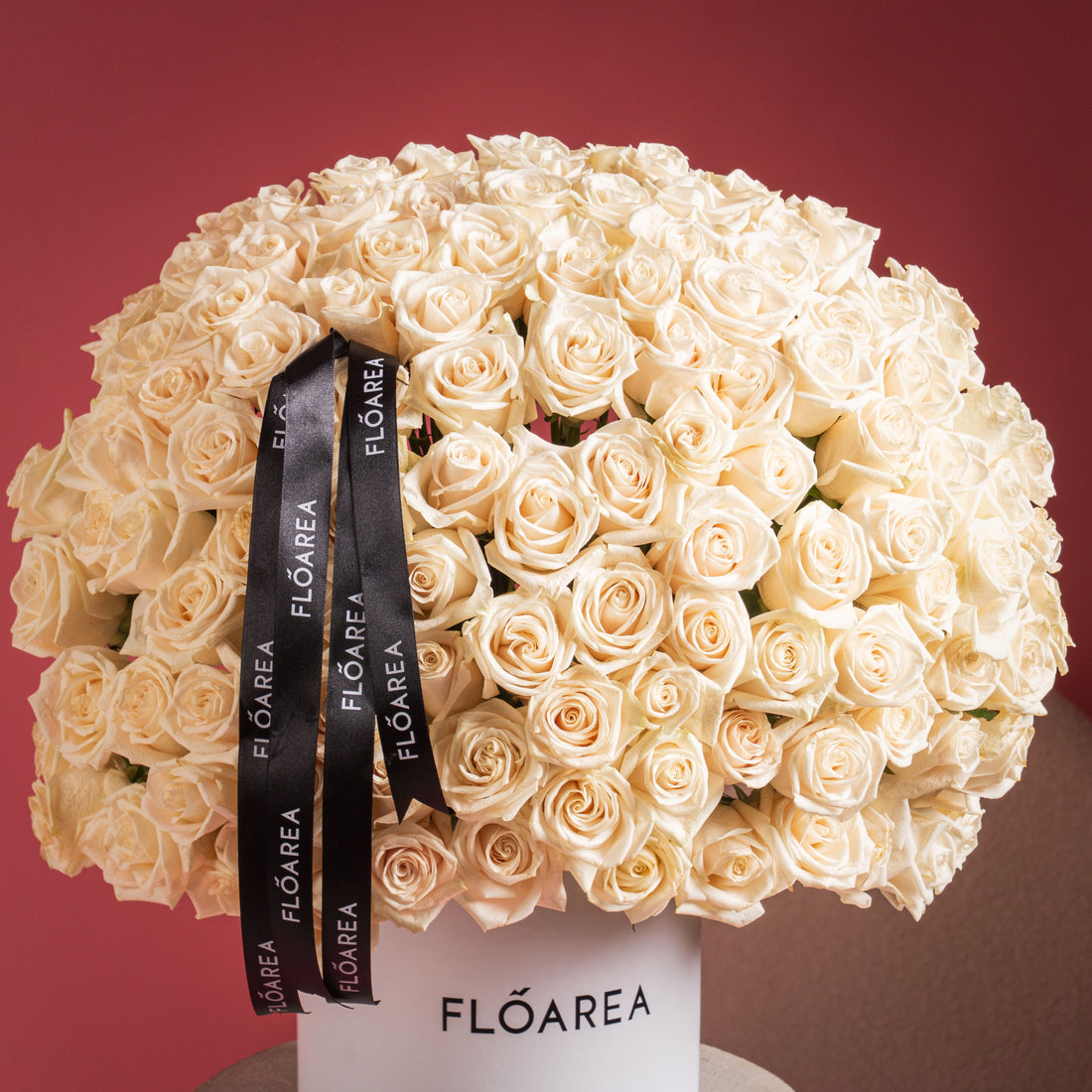 111 Royal White Rose