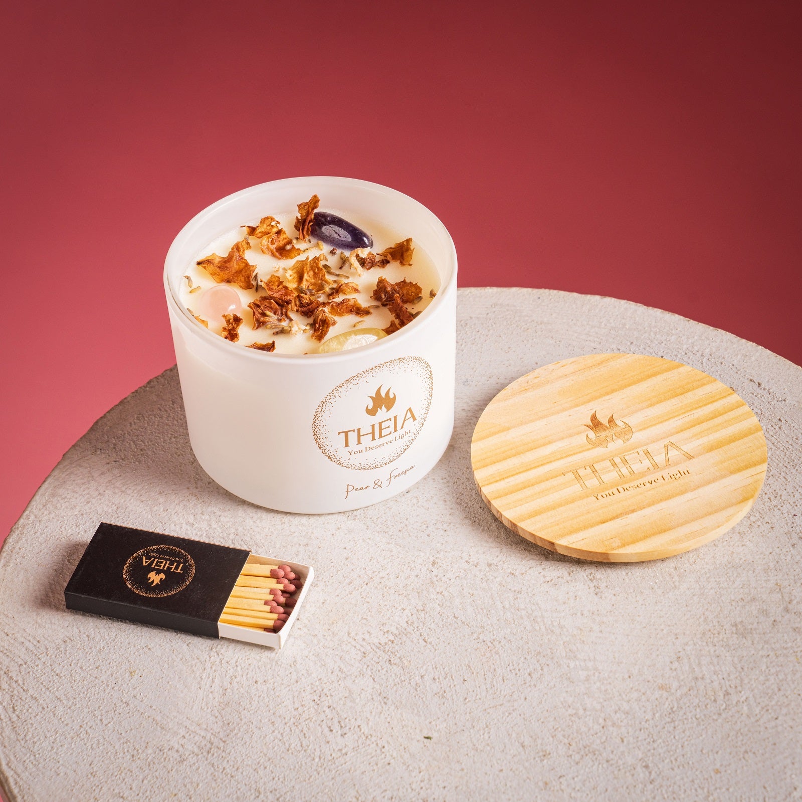 Pearl & Freesia Candle