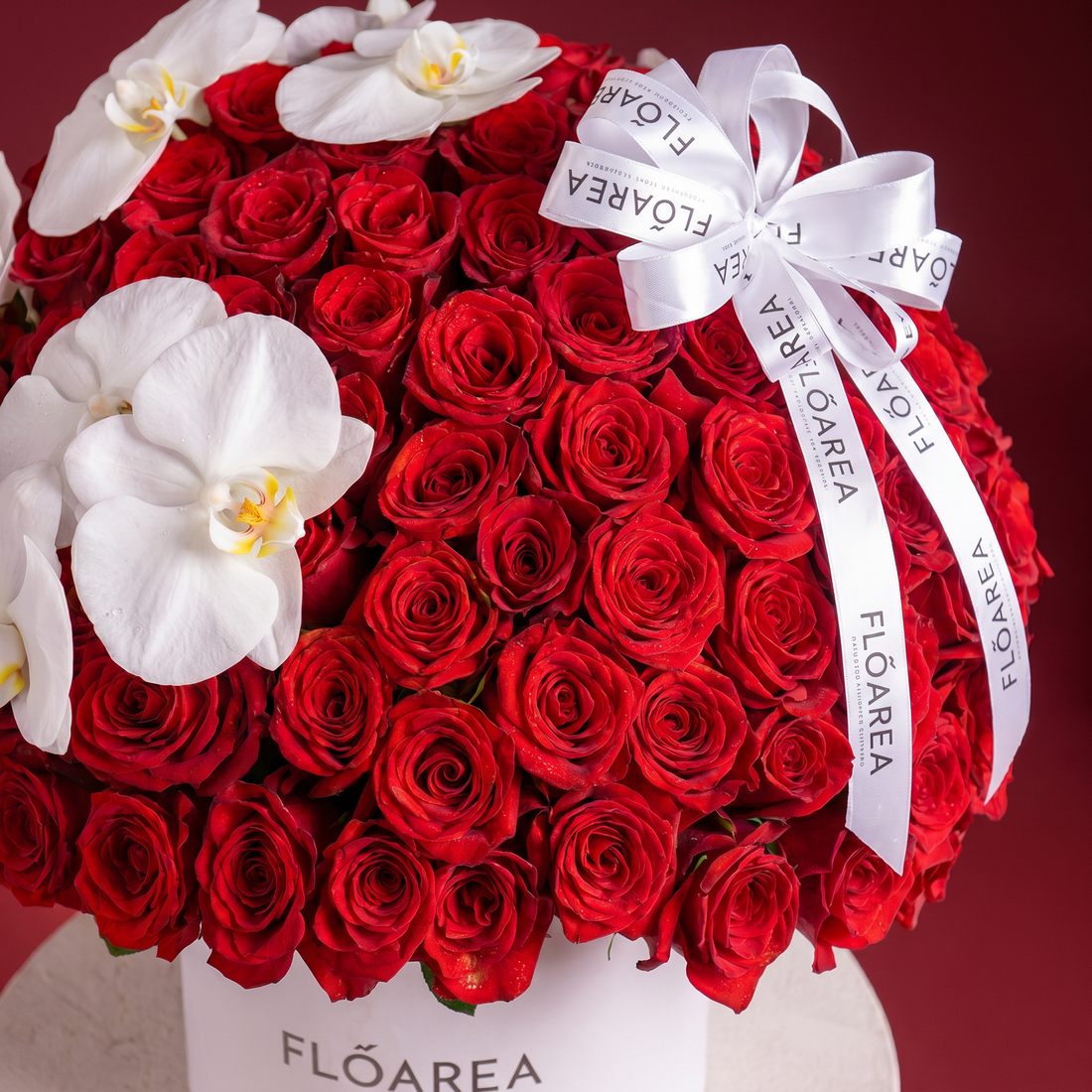 DOME RED ROSES & ORCHID BOX